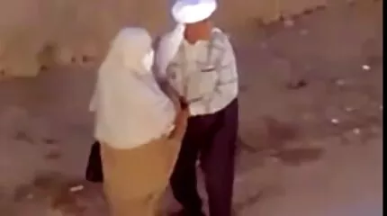 एक पड़ोसी हमेशा काले आदमी यशायाह सेक्सी पिक्चर फुल सेक्स मैक्सवेल के साथ सोने का सपना देखता था